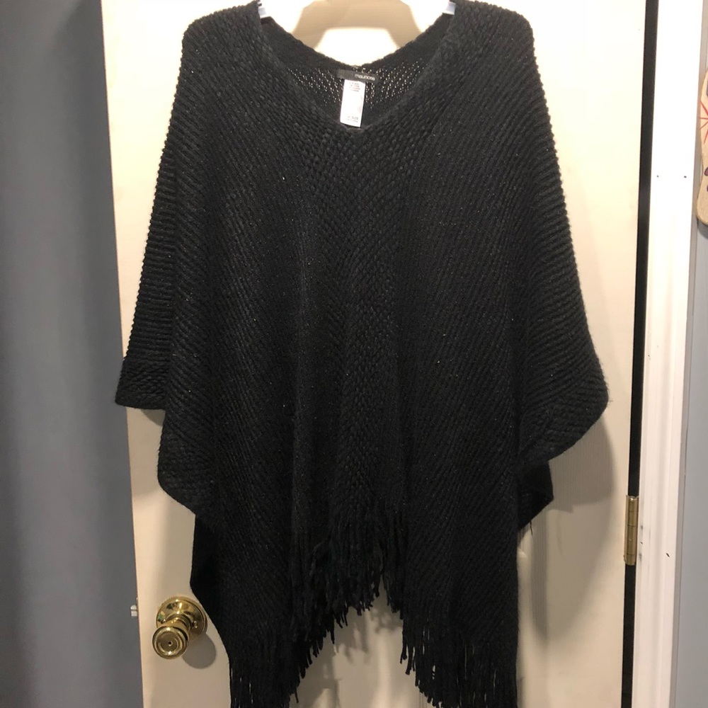 Black shawl